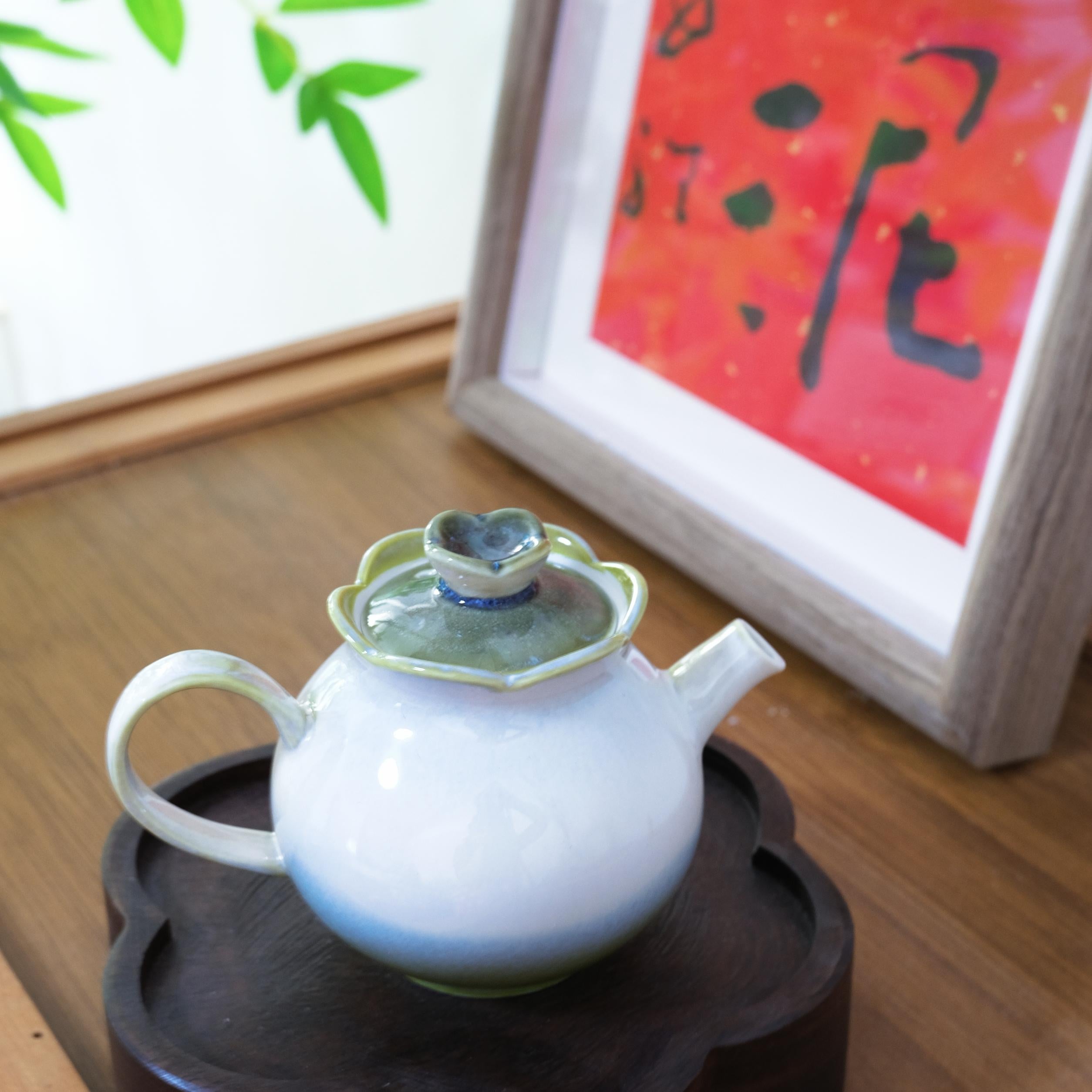 Ethereal Gradient Teapot | Cloud-Kissed Ceramic Art | Celestial Collection